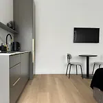 Апартаменты Greyhome Near Oldtown *