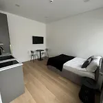 Greyhome Near Oldtown Апартаменты Клайпеда