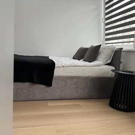 Greyhome Near Oldtown