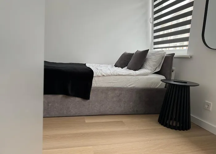 Greyhome Near Oldtown